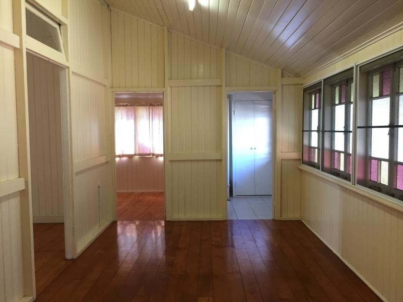 40 Lennox Street, The Range QLD 4700